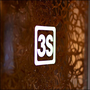 写真:3S HOTELの外観